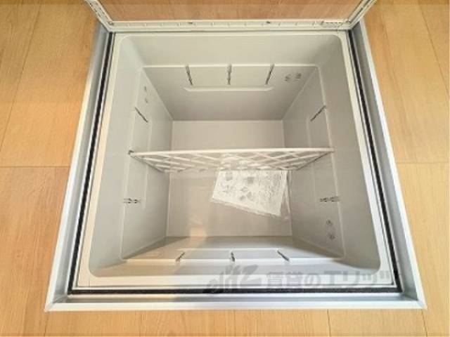 キッチン　床下収納