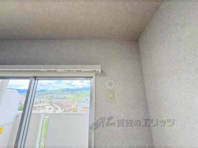 エアコン　設置場所