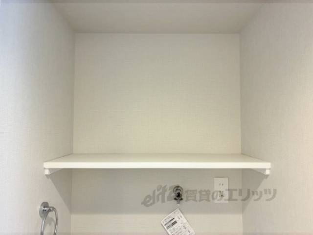トイレ　トイレ棚