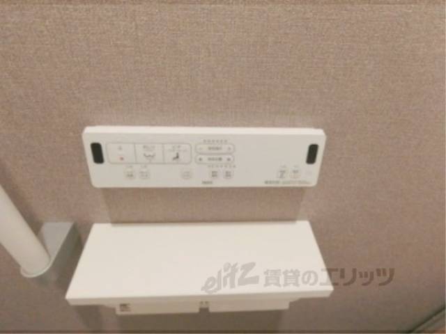 トイレ　操作リモコン