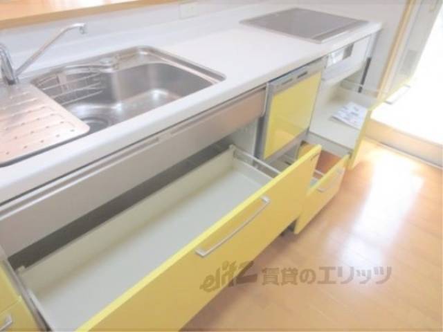 キッチン　収納
