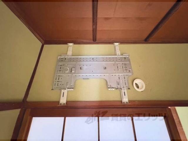 エアコン　設置場所