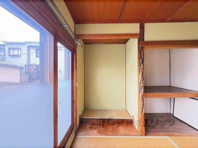 和室　床の間