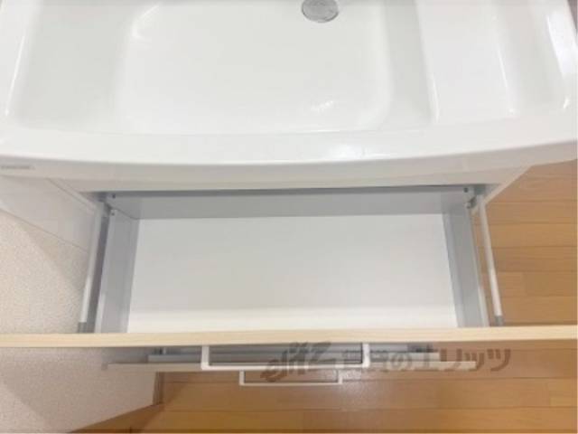 洗面所　下部収納
