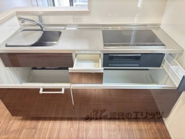 キッチン　下収納