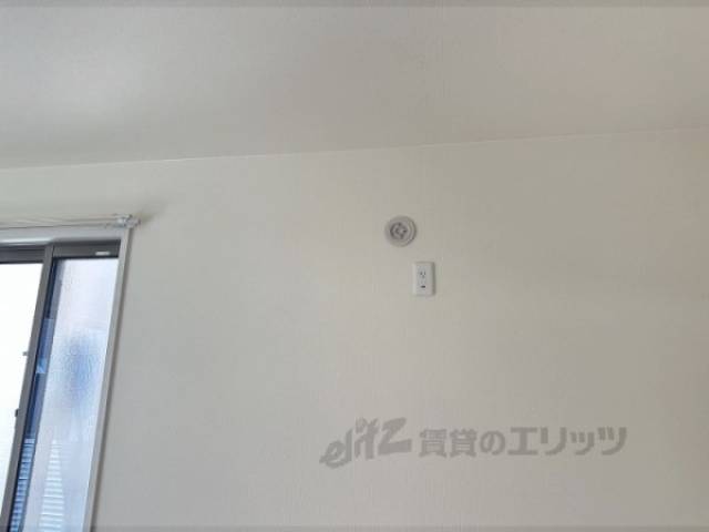 エアコン　設置位置
