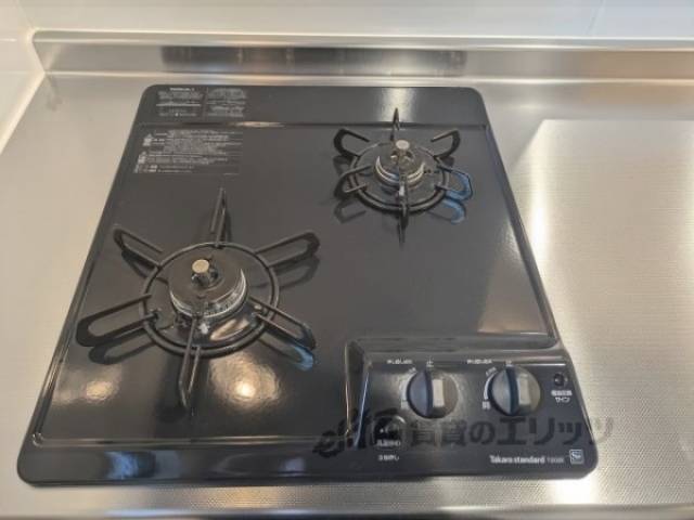 キッチン　2口コンロ