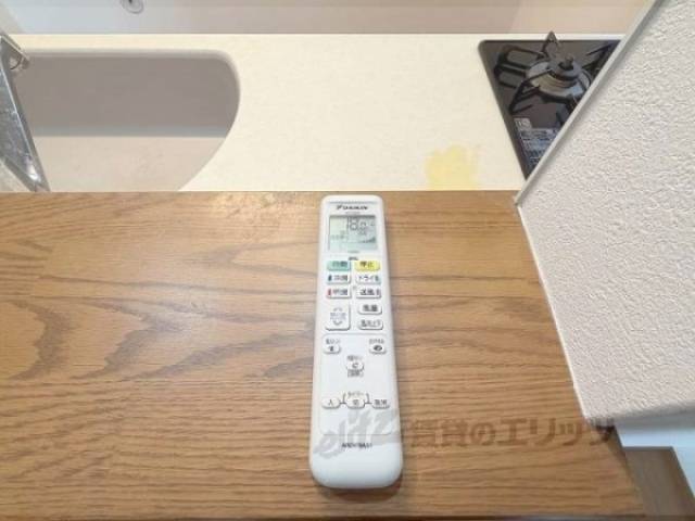 エアコン　リモコン