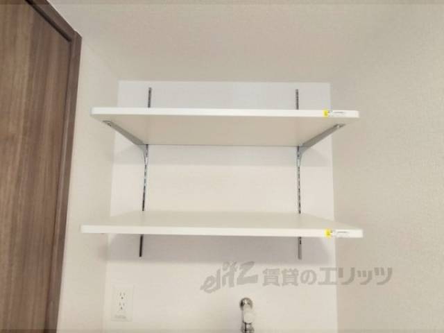 洗濯機置場　棚