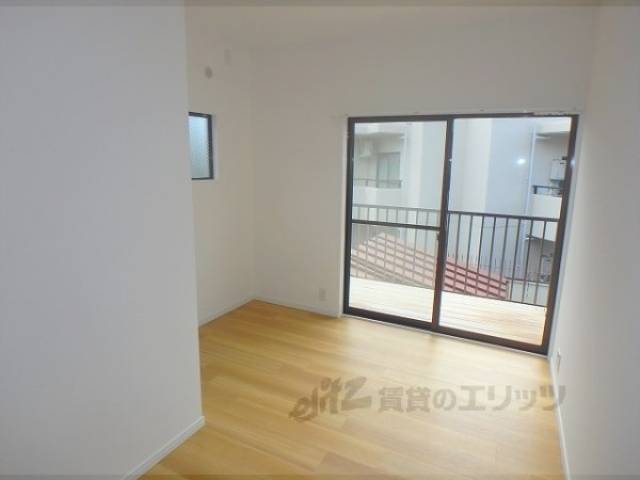 洋室　5.2帖