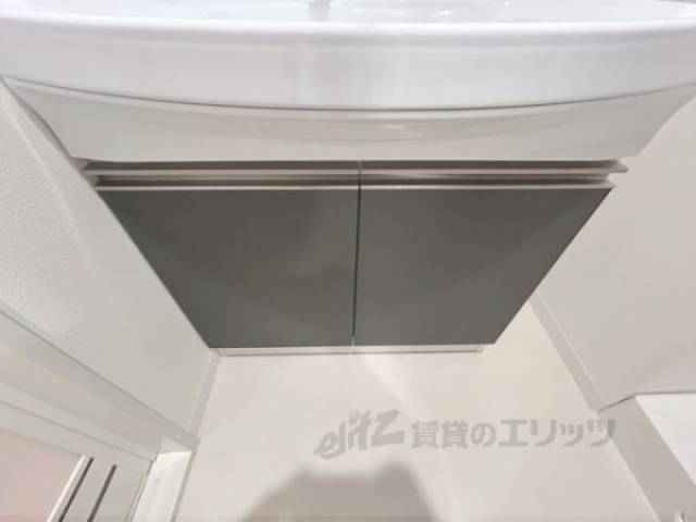 洗面所　下部収納