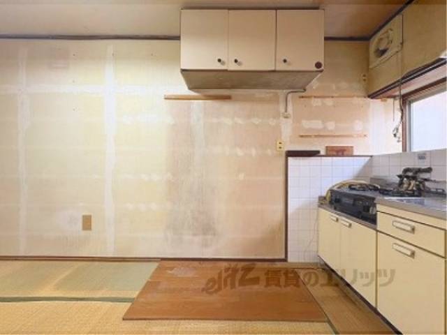 冷蔵庫置場