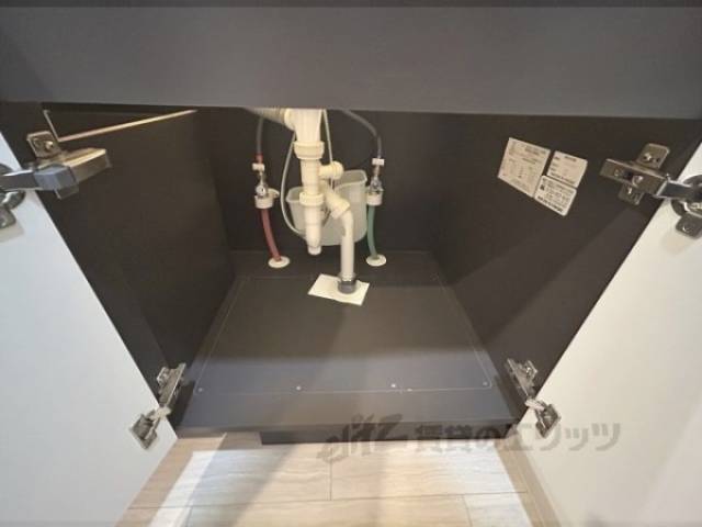 洗面所　下部収納
