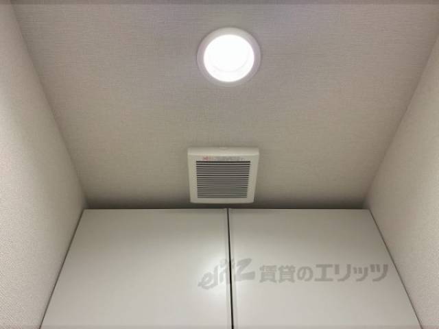 トイレ　トイレ換気扇