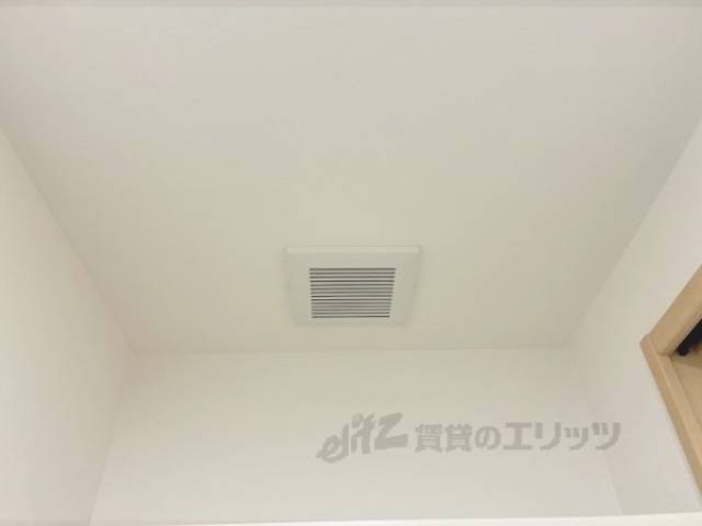 トイレ　トイレ換気扇