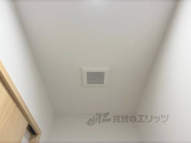 トイレ　トイレ換気扇