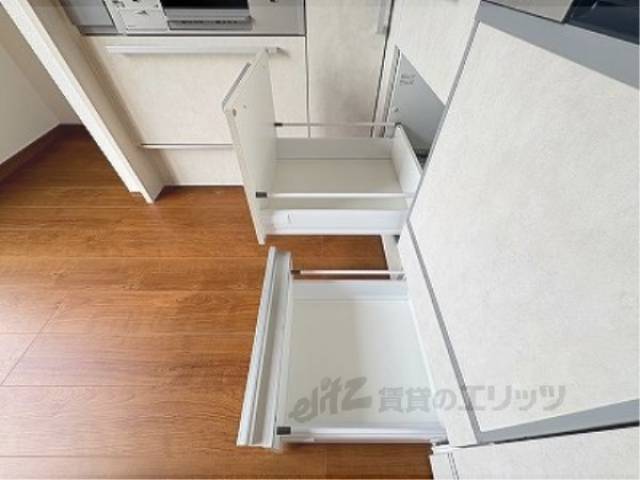 キッチン　収納