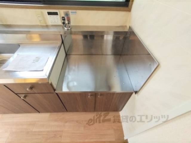 キッチン　コンロ置場