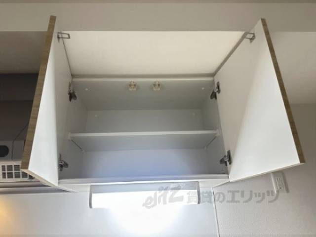 キッチン　上収納