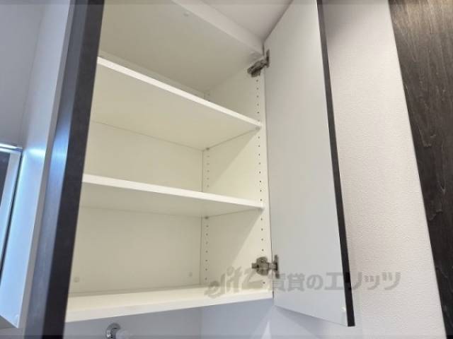 洗濯機置場　収納