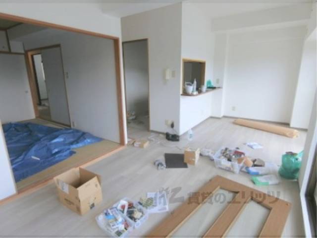 リビング　修繕中