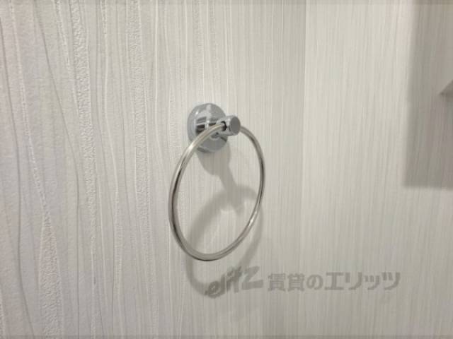 トイレ　タオル掛け