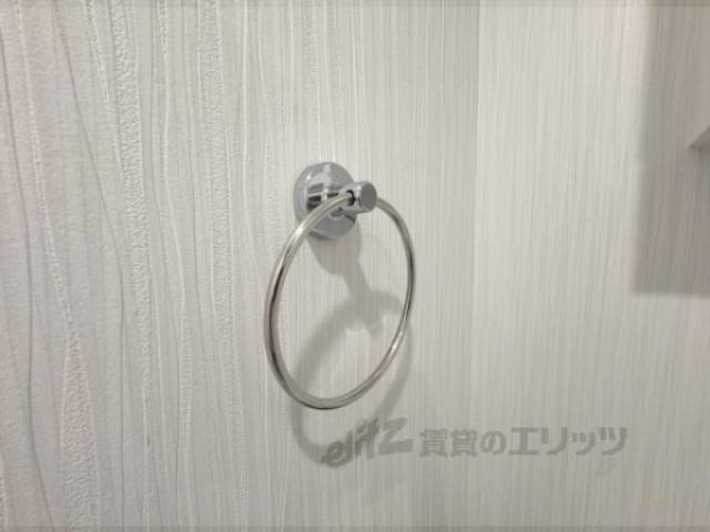 トイレ　タオル掛け