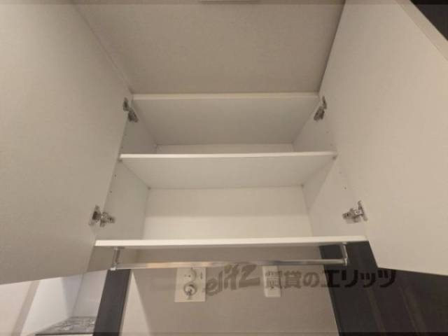 洗濯機置場　上部収納