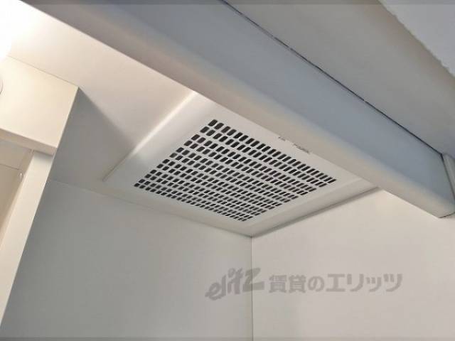 キッチン　換気扇