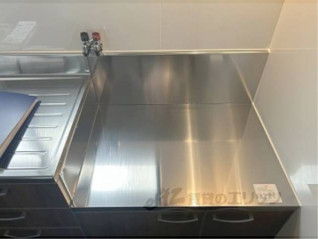 キッチン　コンロ置き場