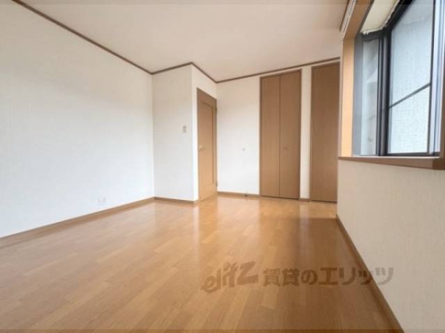 洋室　8.1帖