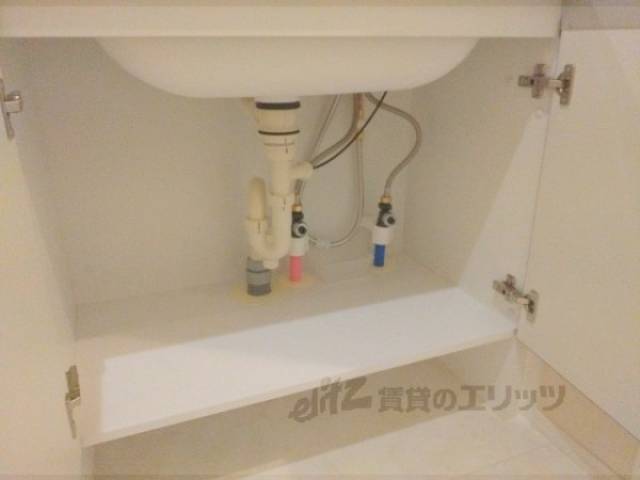 洗面所　収納下部