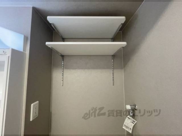洗濯機置場　棚