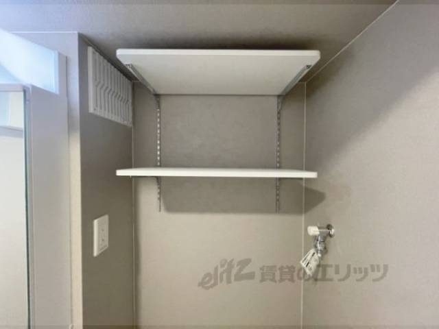 洗濯機置場　棚