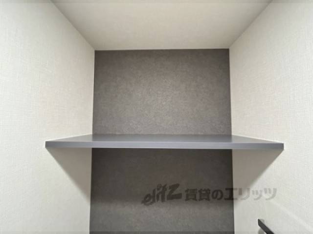 トイレ　上部収納