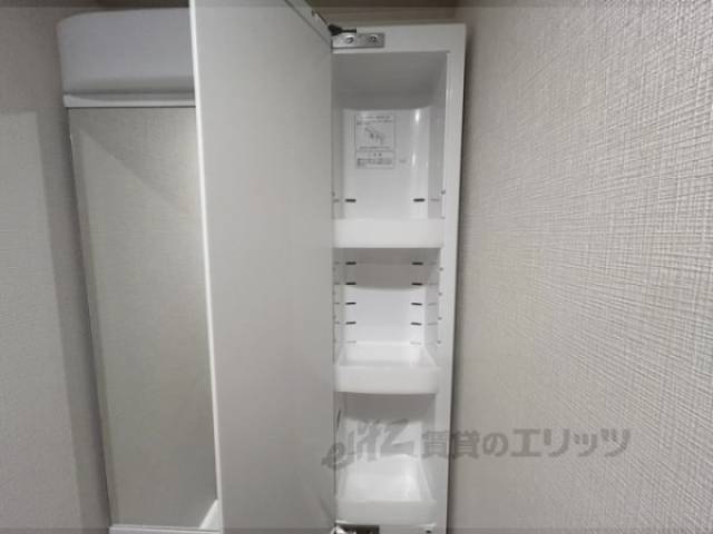 洗面所　上部収納