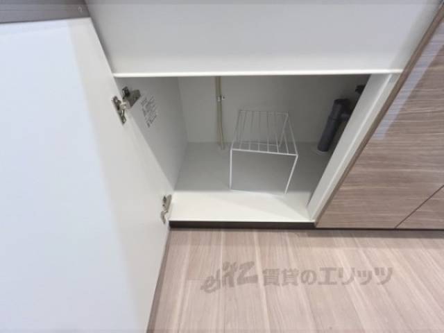 キッチン　下部収納