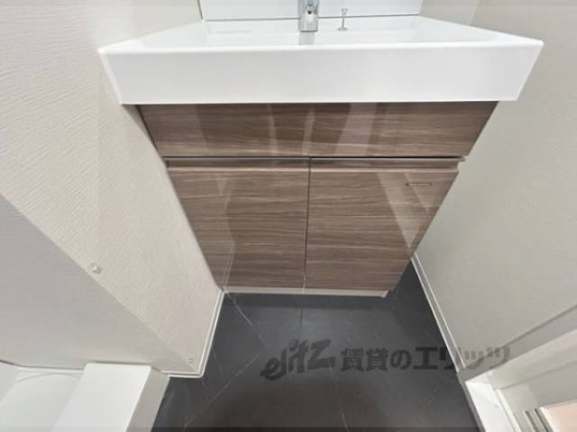 洗面所　下部収納