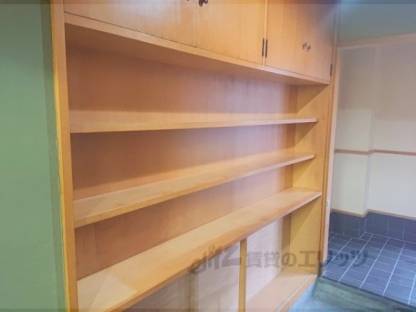 キッチン　収納　店舗部分