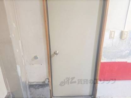 裏口　店舗部分