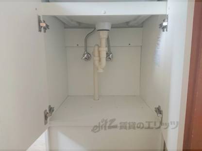 洗面所　収納下部