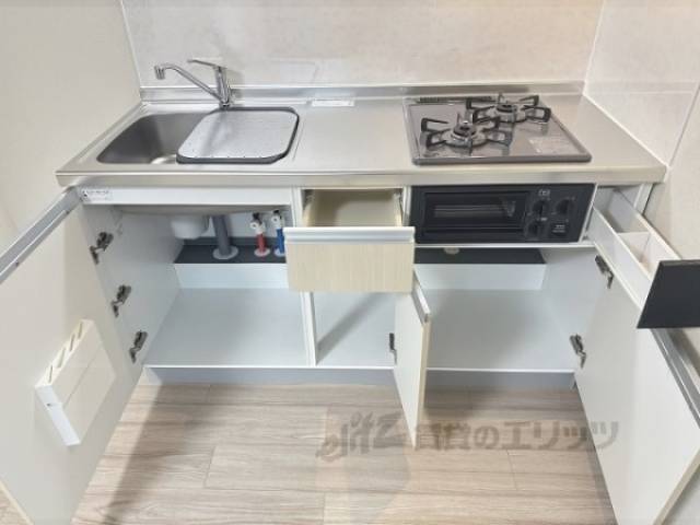 キッチン　下部収納