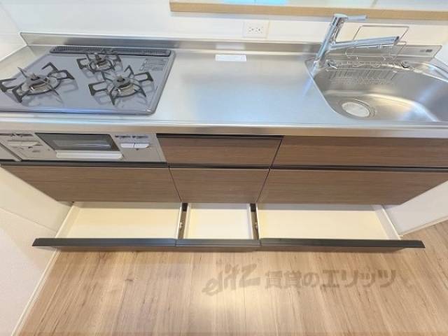 キッチン　収納