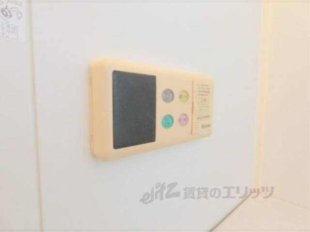 風呂　給湯器リモコン