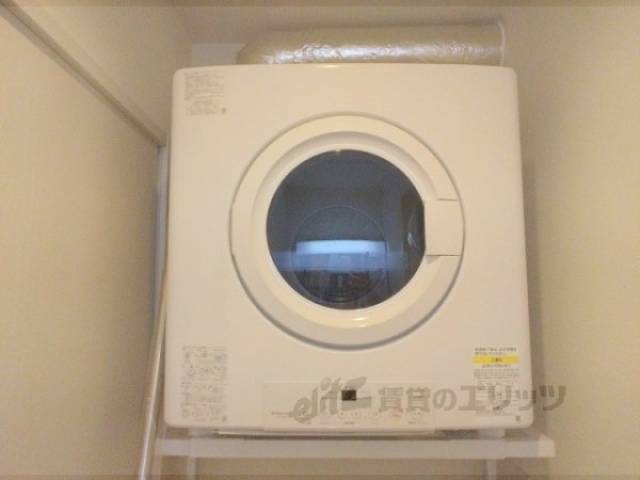 洗濯機置場　乾燥機