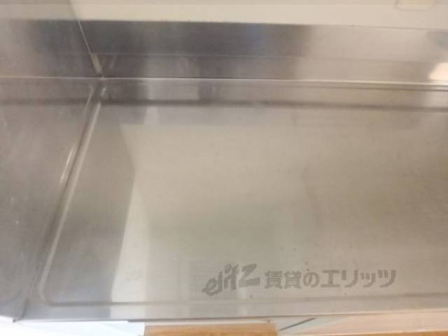 キッチン　コンロ置き場