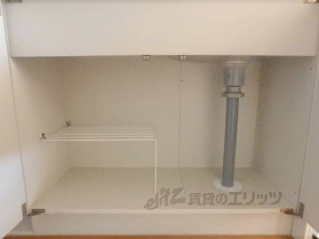 キッチン　下部収納