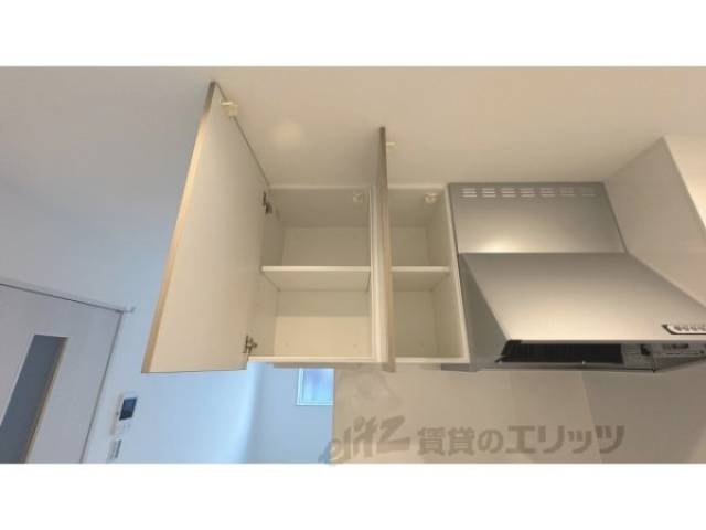キッチン　上収納