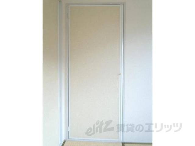 収納　画像は1Ｆの部屋のものとなります。