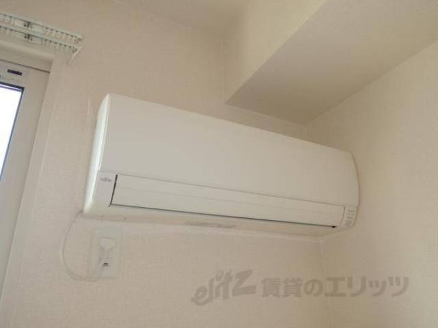 エアコン　画像は203号室のものです。